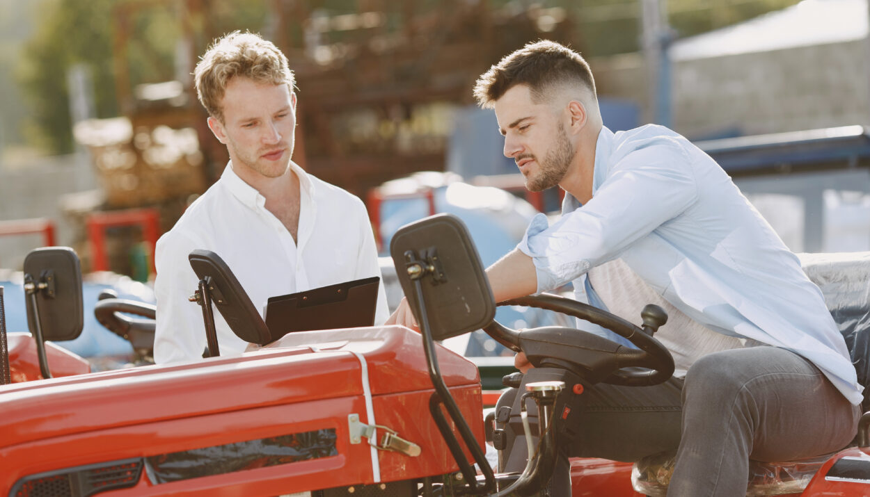 tractor supply sales associate job description